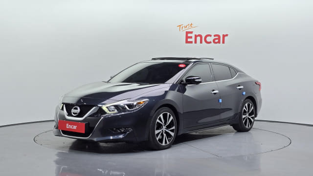 2018 NISSAN Maxima