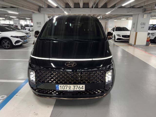 2022 HYUNDAI Staria
