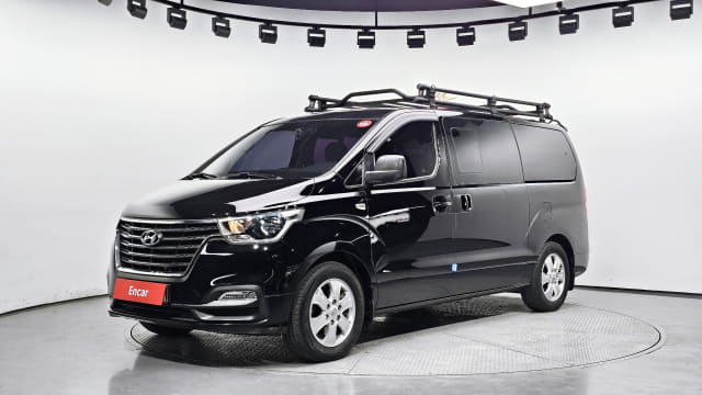 2018 HYUNDAI Grand Starex