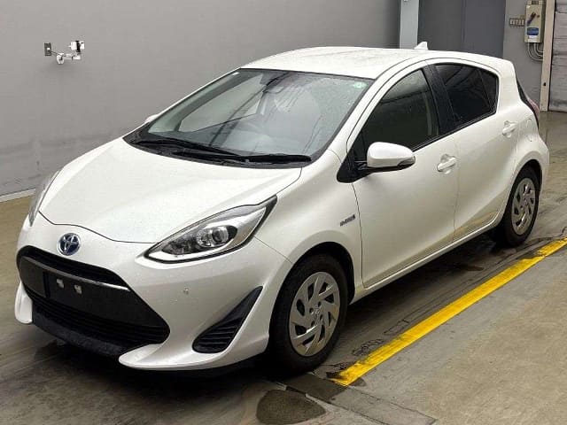 2019 TOYOTA Aqua