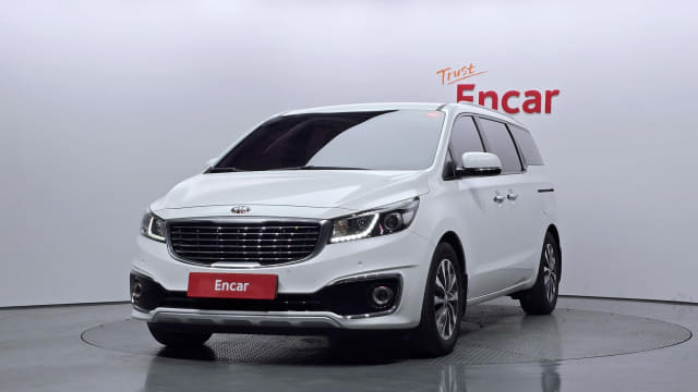 2017 KIA Carnival
