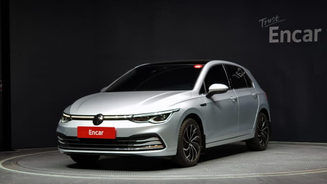2024 VOLKSWAGEN Golf