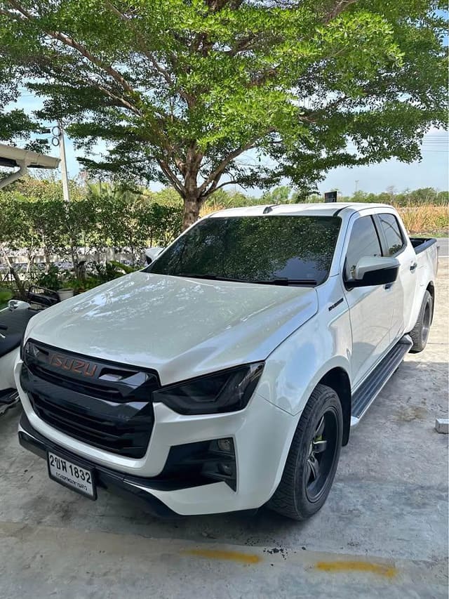 2022 ISUZU D-Max