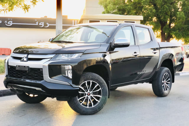 2020 MITSUBISHI L200