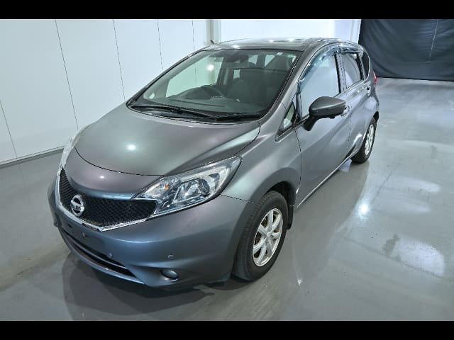 2016 NISSAN Note