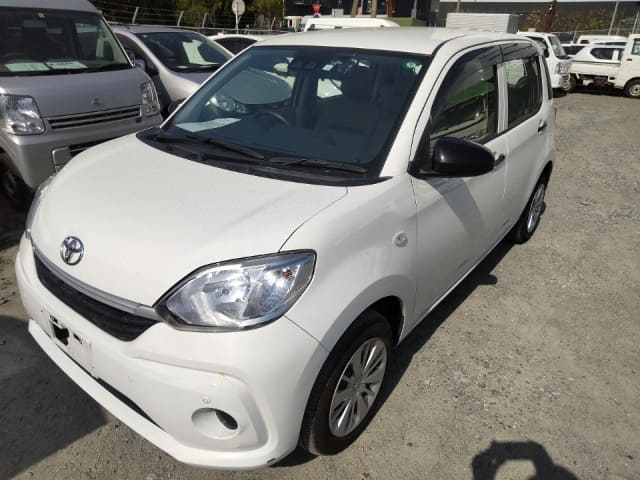 2020 TOYOTA Passo