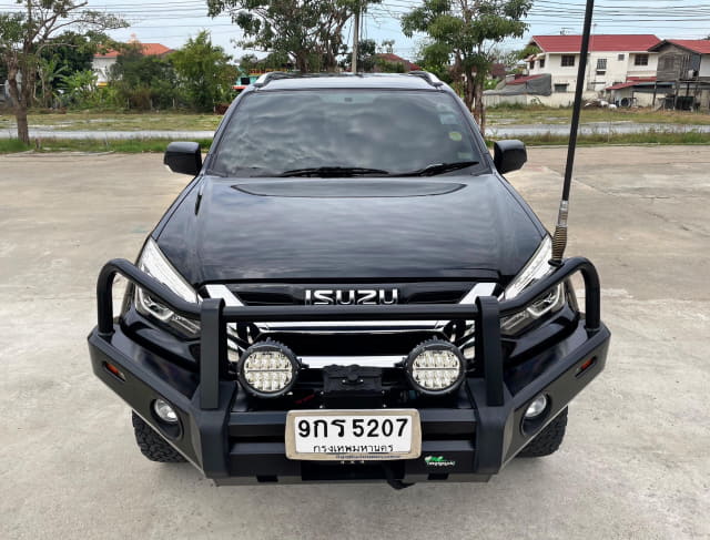 2020 ISUZU MU