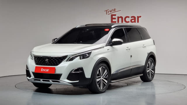 2019 PEUGEOT 5008