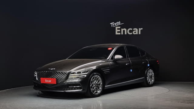 2023 Genesis G80