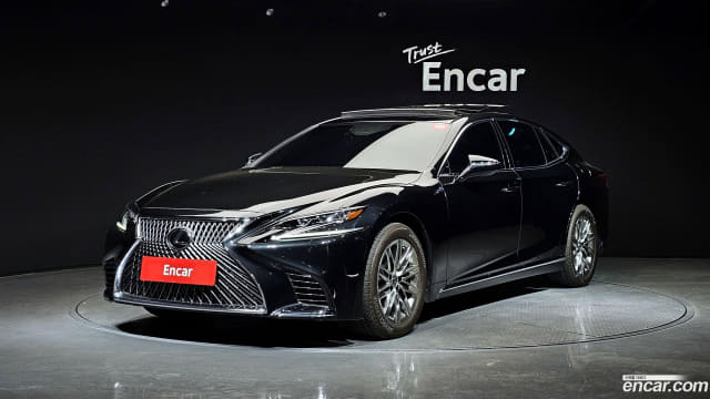 2018 LEXUS LS