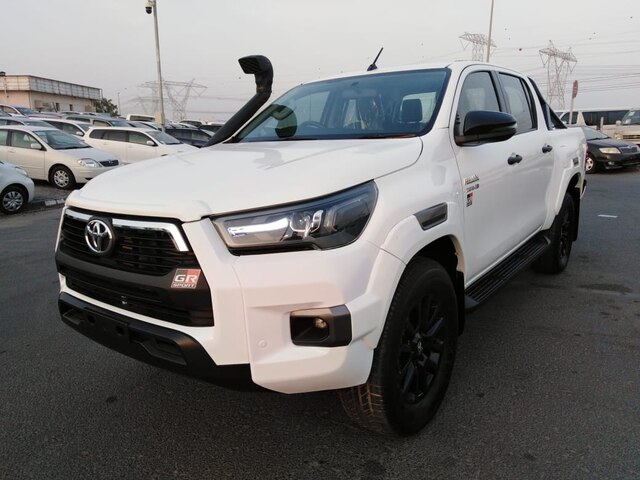 2018 TOYOTA Hilux Sports Pickup