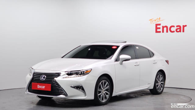 2017 LEXUS ES