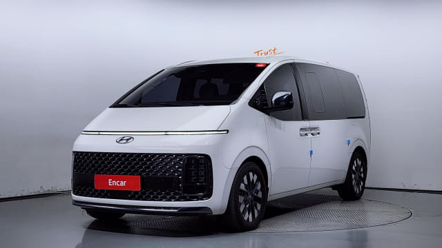 2022 HYUNDAI Staria