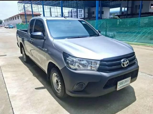 2018 TOYOTA Hilux