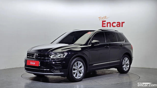 2020 VOLKSWAGEN Tiguan