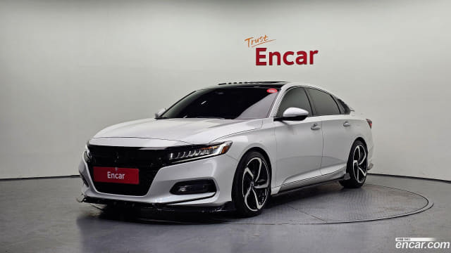 2018 HONDA Accord