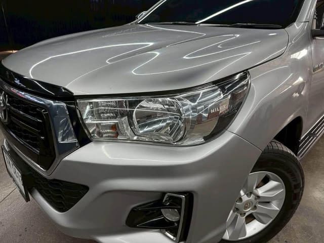 2021 TOYOTA Hilux