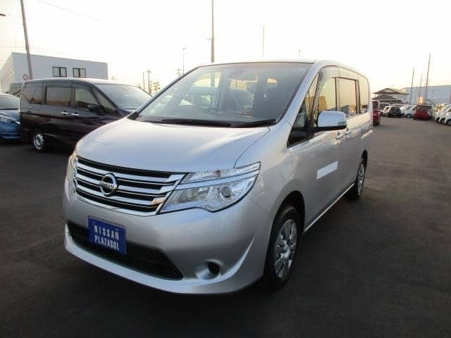 2016 NISSAN Serena