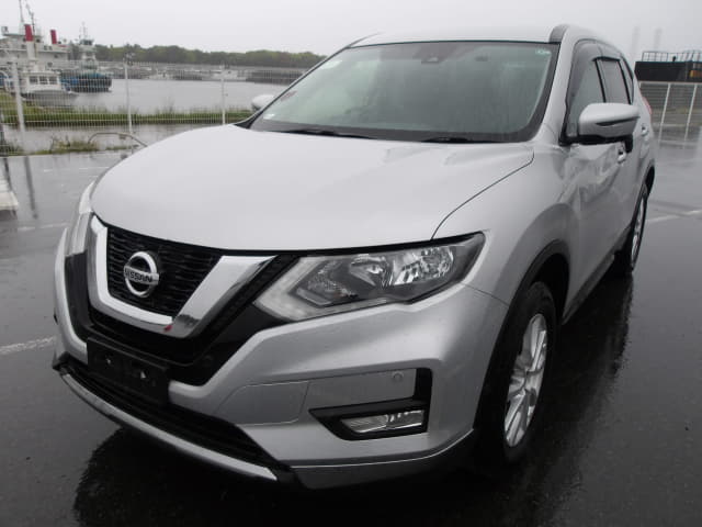 2020 NISSAN X-Trail
