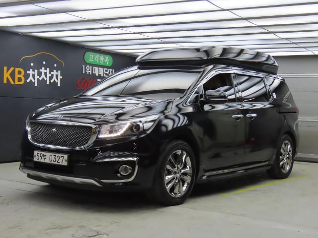 2017 KIA Carnival, 