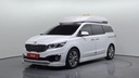 2017 KIA Carnival