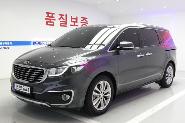 2018 KIA Carnival