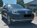 2017 VOLKSWAGEN Touareg