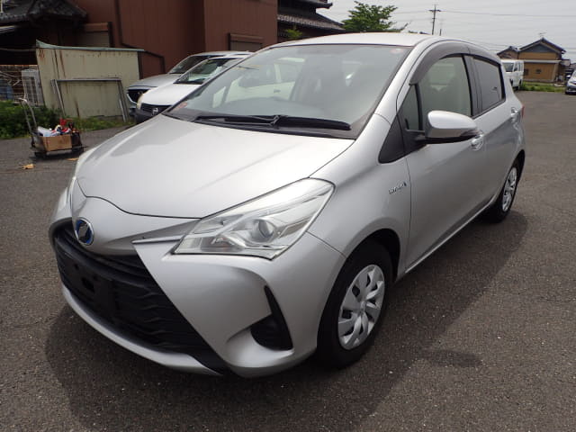 2019 TOYOTA Vitz Hybrid