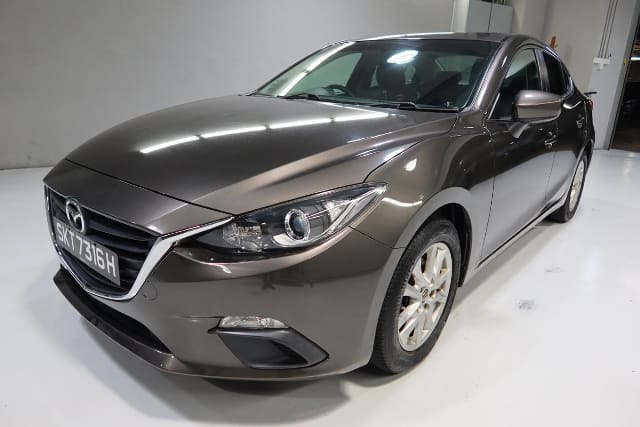 2016 MAZDA Mazda3
