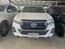 2019 TOYOTA Hilux