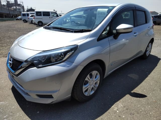 2017 NISSAN Note