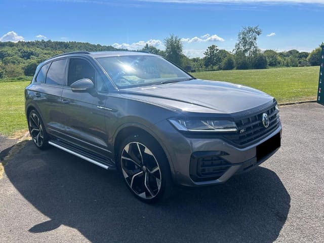 2019 VOLKSWAGEN Touareg