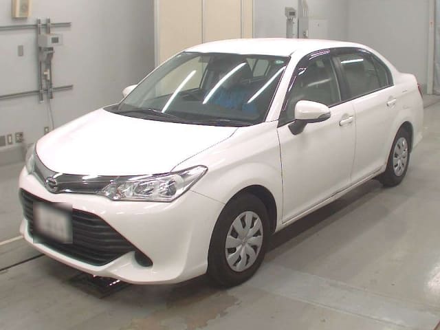 2017 TOYOTA Corolla Axio