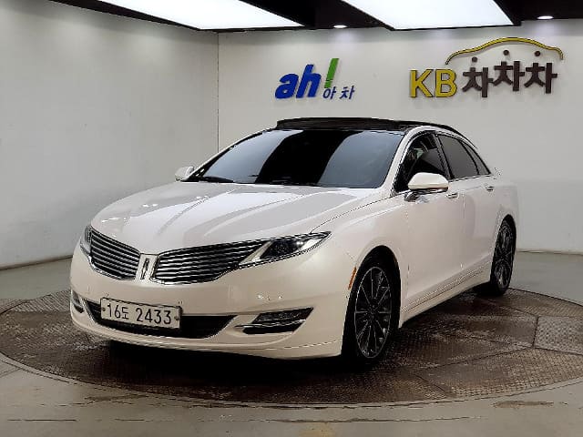 2016 Lincoln MKZ