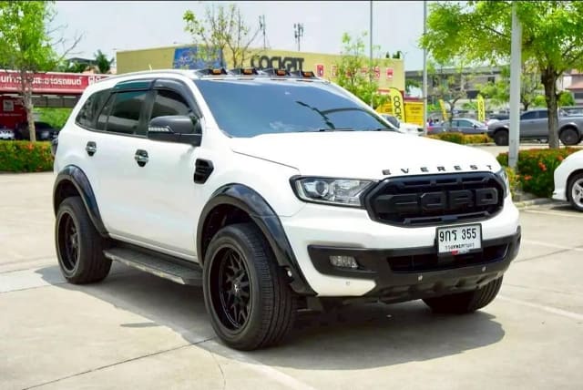 2018 TOYOTA Fortuner