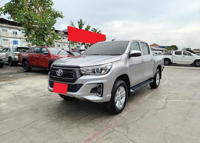 2020 TOYOTA Hilux