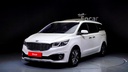 2017 KIA Carnival