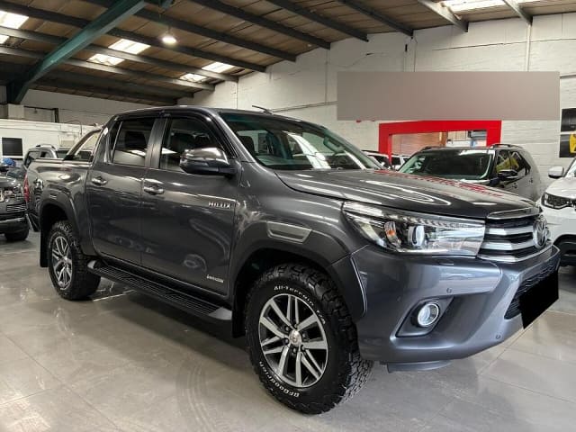 2018 TOYOTA Hilux