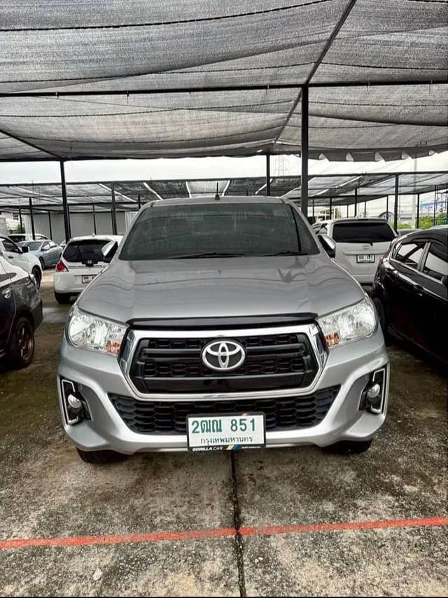 2018 TOYOTA Hilux