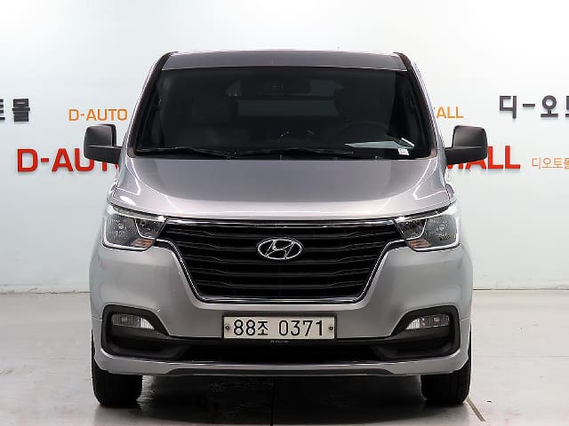 2020 HYUNDAI Grand Starex, 