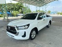 2022 TOYOTA Hilux