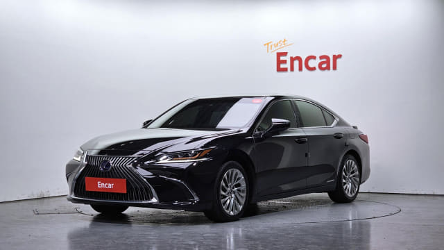 2020 LEXUS ES