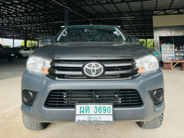 2019 TOYOTA Hilux
