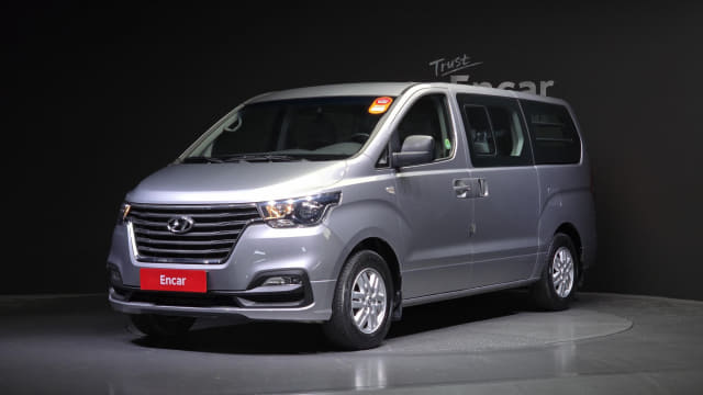 2019 HYUNDAI Grand Starex
