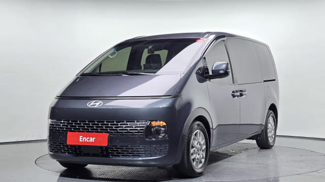 2025 HYUNDAI Staria