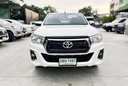 2019 TOYOTA Hilux