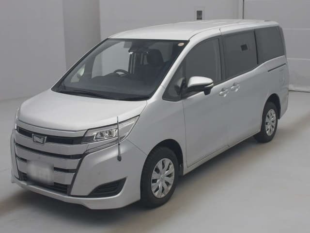 2021 TOYOTA Noah