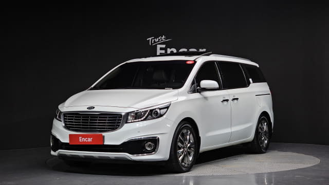 2017 KIA Carnival