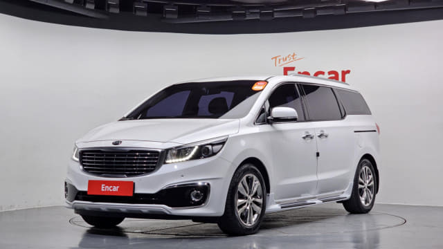 2017 KIA Carnival