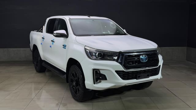 2017 TOYOTA Hilux